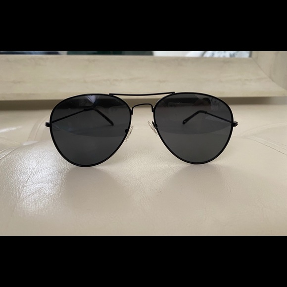 H&M sunglasses- black and tortoise 🕶 - Picture 5 of 6